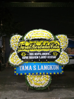 Papan Bunga Duka di Tugujaya